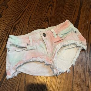 Bullhead tie dye shorts